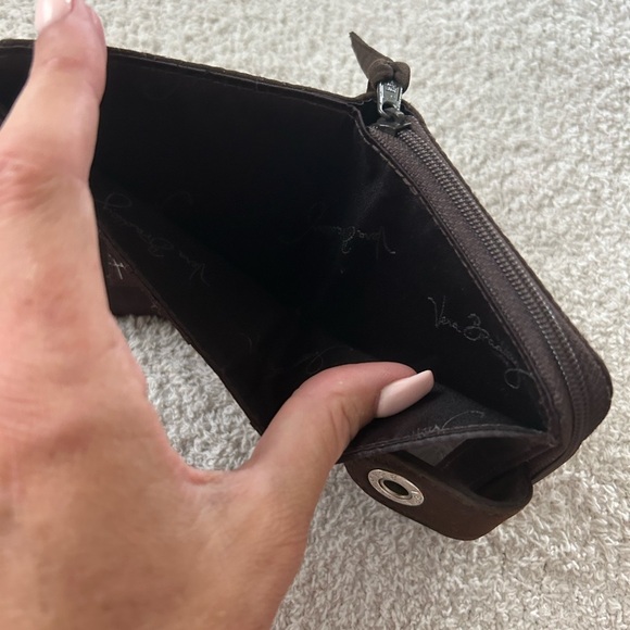 Vera Bradley Brown Quilted Wallet Compact Design - Picture 4 of 4